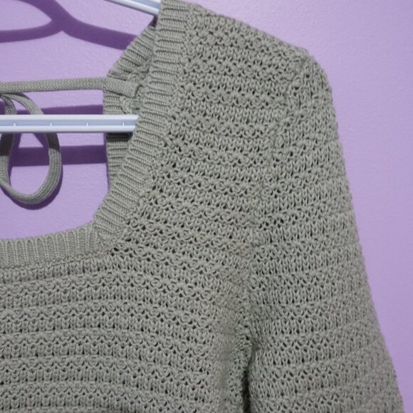 sage green sweater / hollister - Picture 3 of 6